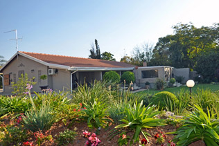 Outdoor Lawn & Building Outdoor Lawn & Building