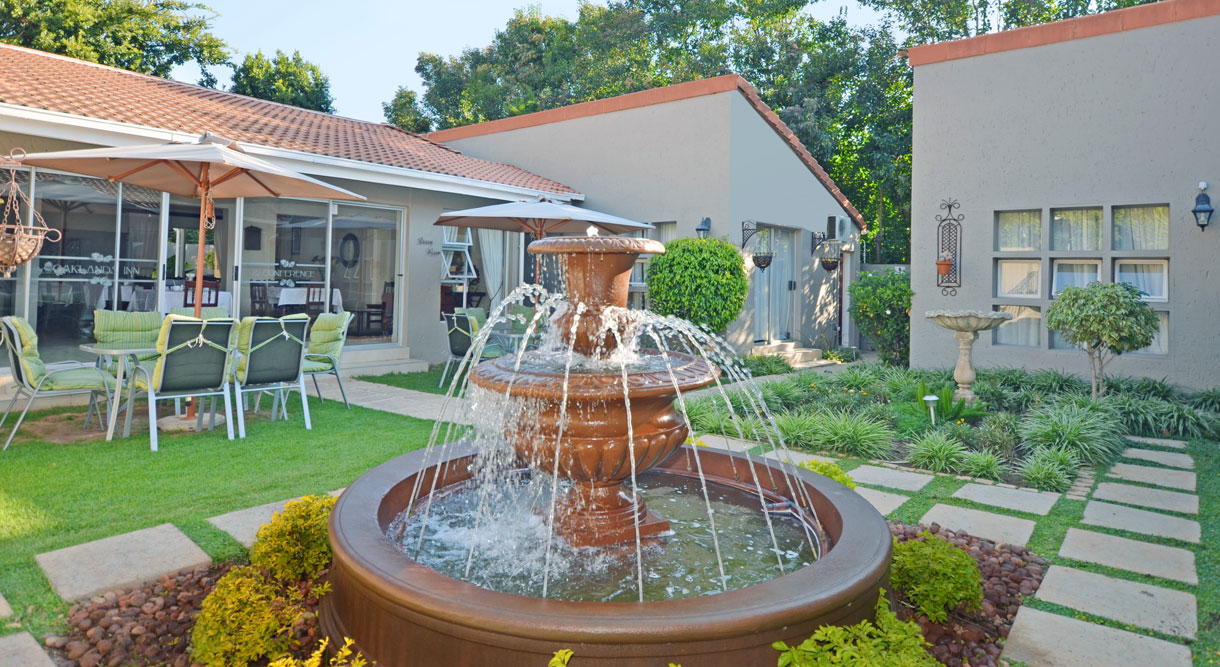 Oaklands Inn Reservations